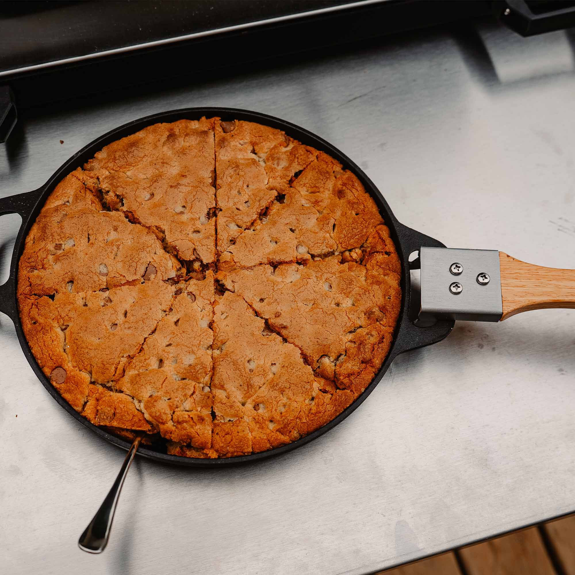Cast Iron Skillet with Removable Handle