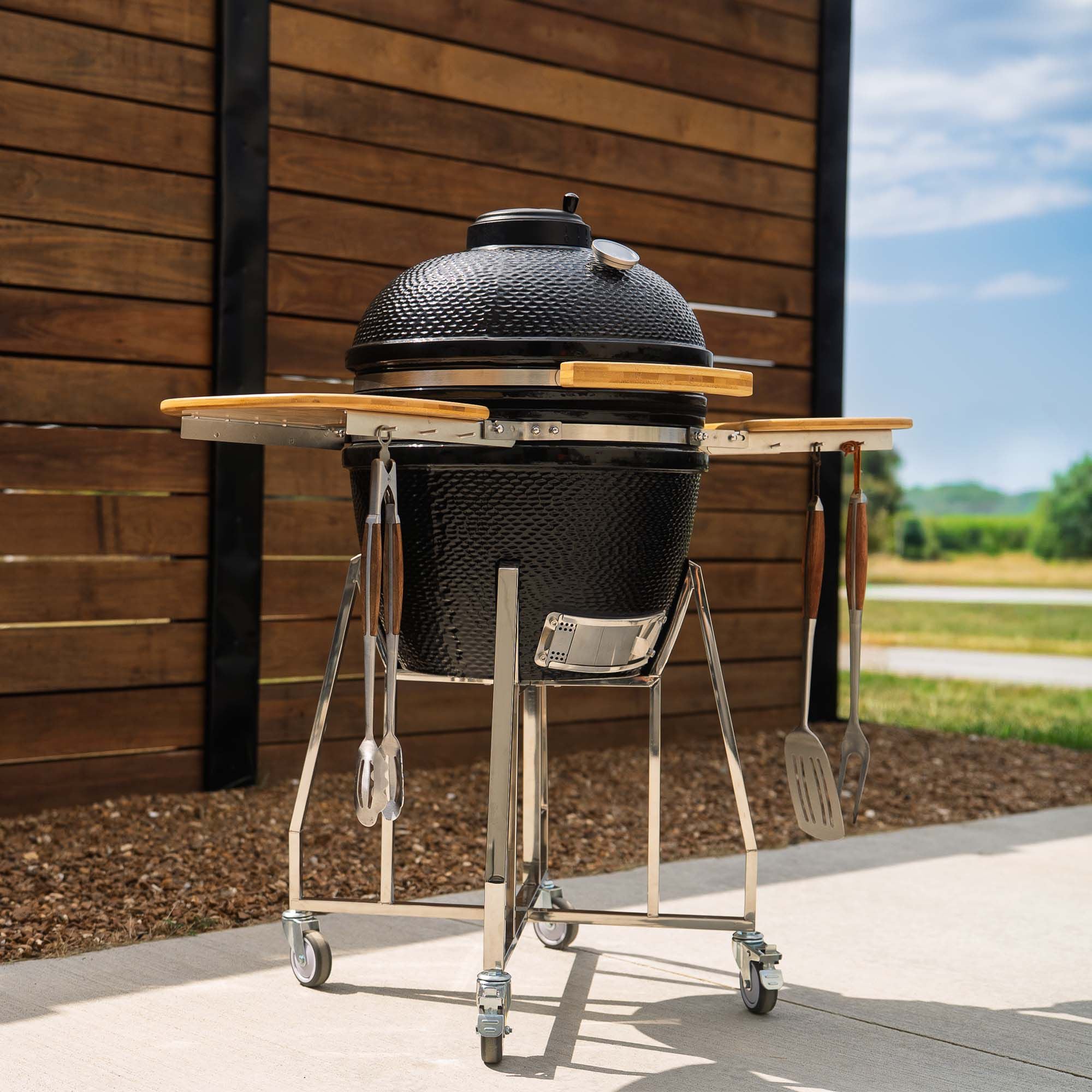 Medium Kong Ceramic Kamado Grill