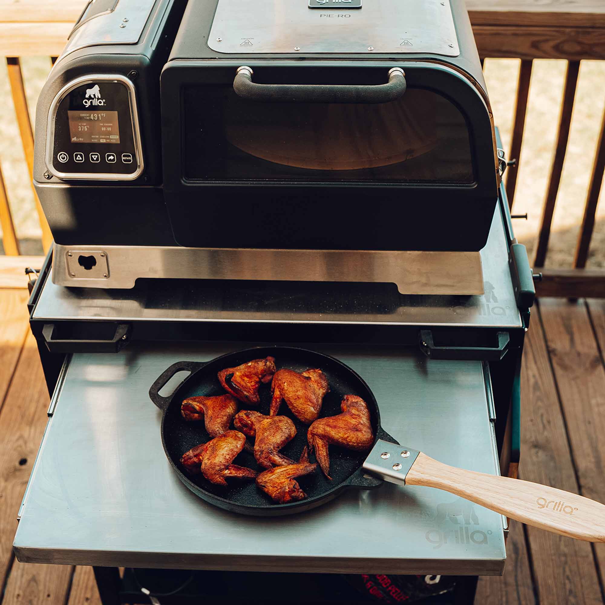 Grilla Pie-Ro™ Wood Pellet Pizza Oven